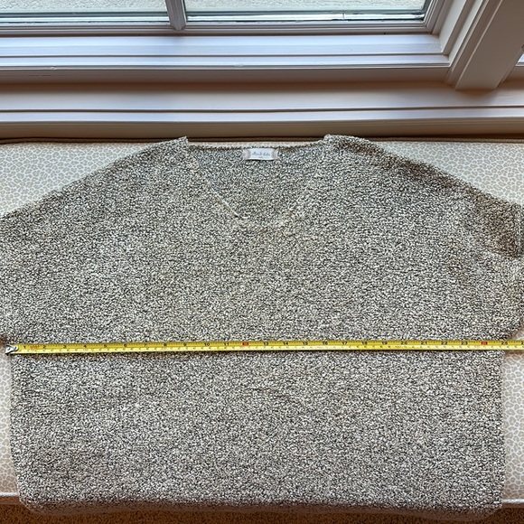 altar’d state popcorn knit v neck sweater size M/L - Picture 4 of 8